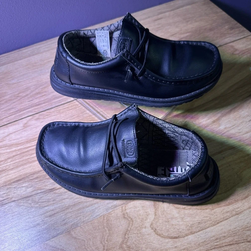 Hey Dude Men's Black Leather Loafers